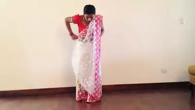 Indian Girl Giving Sari Lesson - Movies.