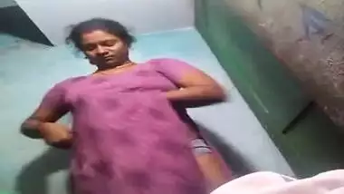 Chennai lady dress changing