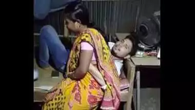 Hindhixxxmovi - Bangali Boudi Ke Chuda Chudi hindi xxx videos at Indiancum.info