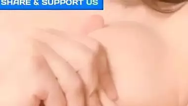 Desi girl big boobs exposing viral selfie