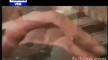 Monalisa sex scene from a south movie – FSIBlog.com