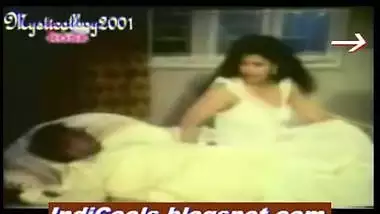 Impotent indian male unable to satisfy her wife