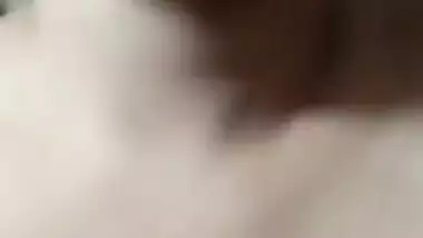 Paki horny girl rubbing shaved pussy viral MMS