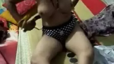 Shameless Desi woman changes clothes in front of hubby with camera