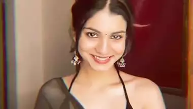 KANAK MISHRA DESI BABE SEXY IN BLACK SAREE