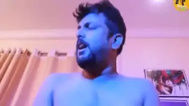Party Karne Aaye Student Ne Khub Chudayi Ki Ladkiyo Ki