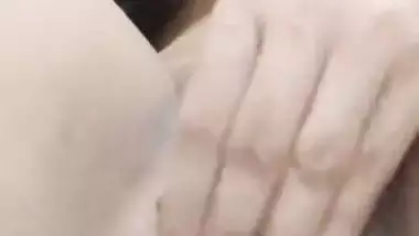Cute Girl Squirting on Cam