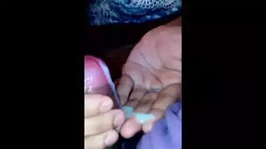 Desi lover handjob nicely