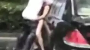 Desi girl fucking doggy style outdoor