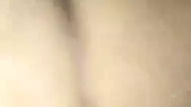 Desi Girl masturbating