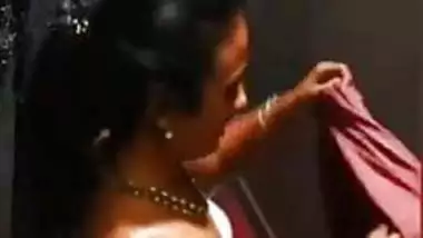 Muslim Girl Dress Change - Sexy Muslim Girl Dress Changing At Bathroom hindi xxx videos at  Indiancum.info