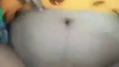 Saree XNXX sex video of yellow saree aunt
