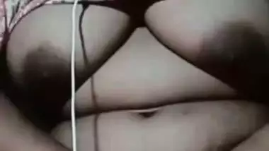 Red lips aunty naked live video call to boyfriend