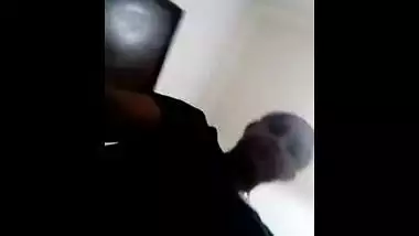 Mallu college girl’s naked selfie MMS