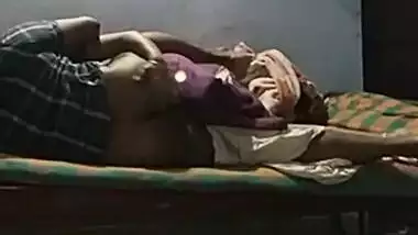 Desi wife romance in room