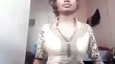 Bengali Girl Boob Sucking At Park hindi xxx videos at Indiancum.info