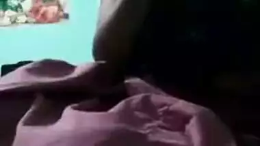 Desi Bhabhi Deepika Strip Selfie