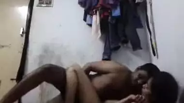 Marathi bhabhi apne kirayedaar se din bhar chudi