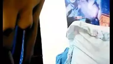 Punjabi NRI aunty exposed her naked figure